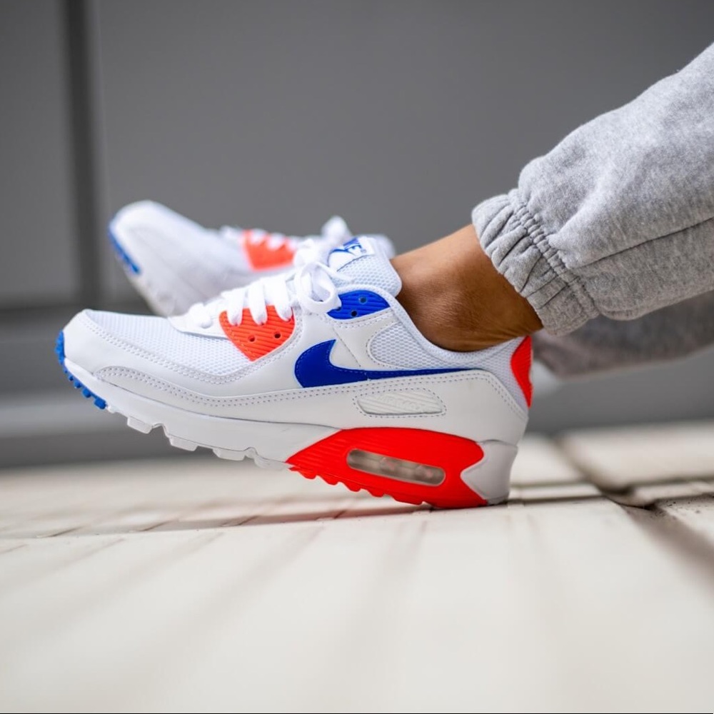 New Nike Women’s Air Max 90 - Picture 7 of 10